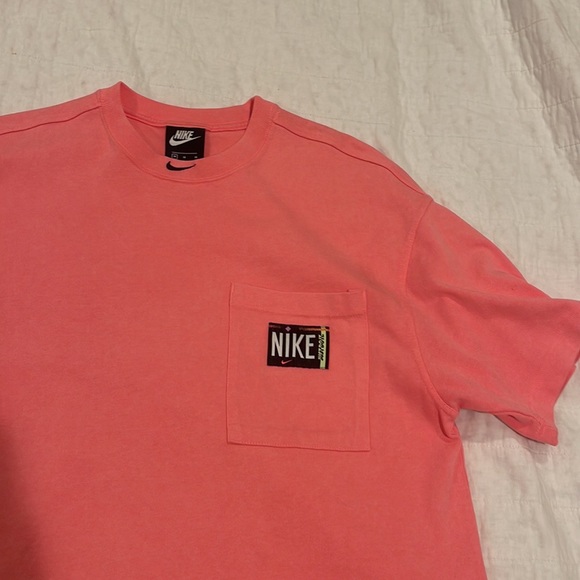 NIKE
Sportswear Washed T-shirt Dress
Size M - Picture 3 of 8